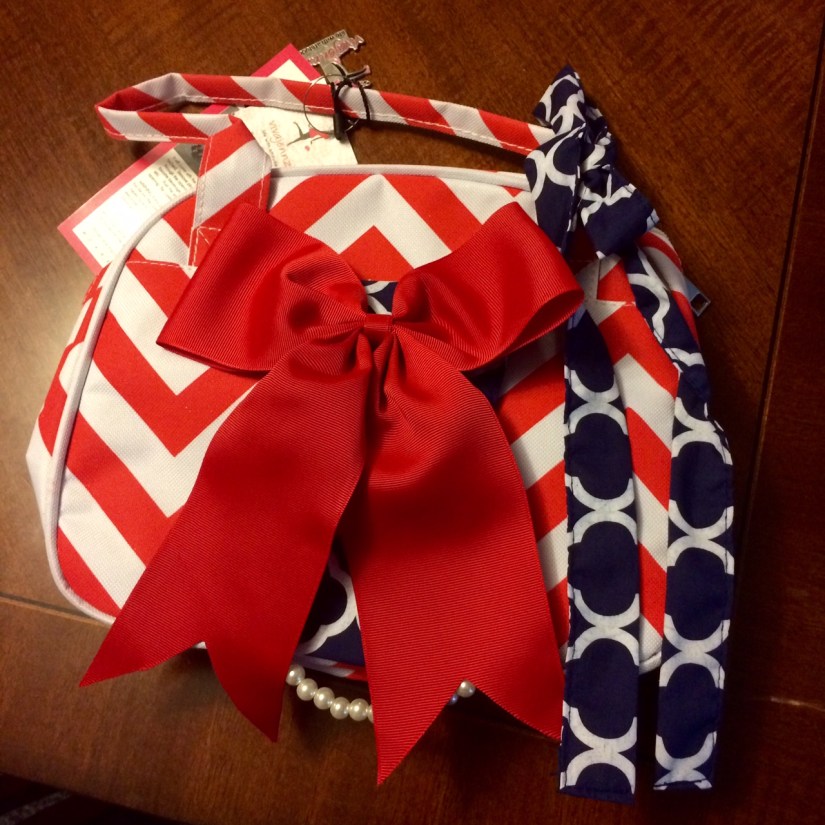 Viva-Jennz-giveaway-purse