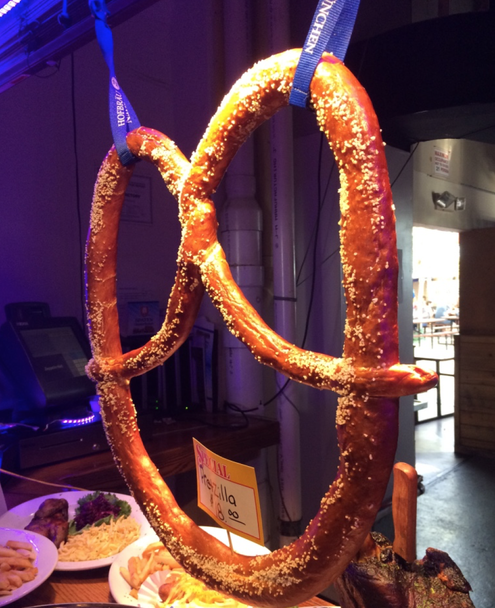 giant-pretzel.png