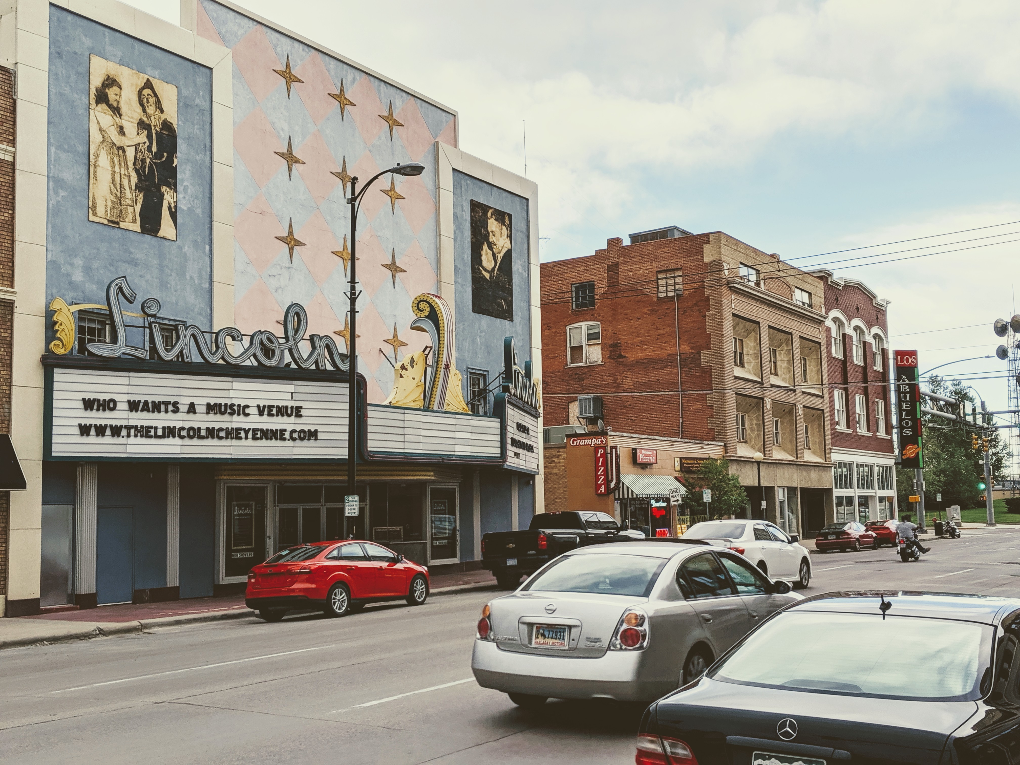 00000img_00000_burst20190610190734611_cover