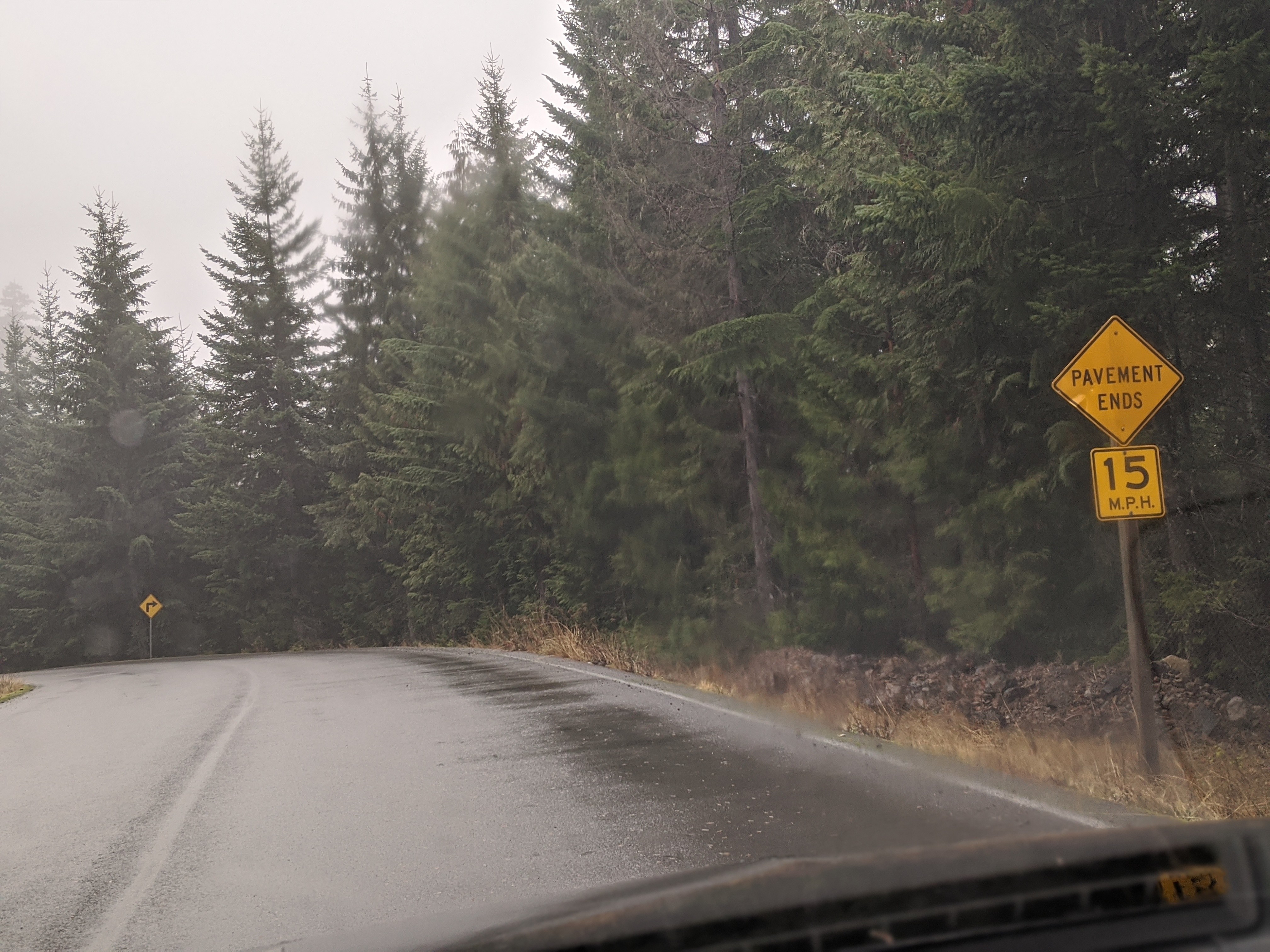 00100lrportrait_00100_burst20191119123134794_cover